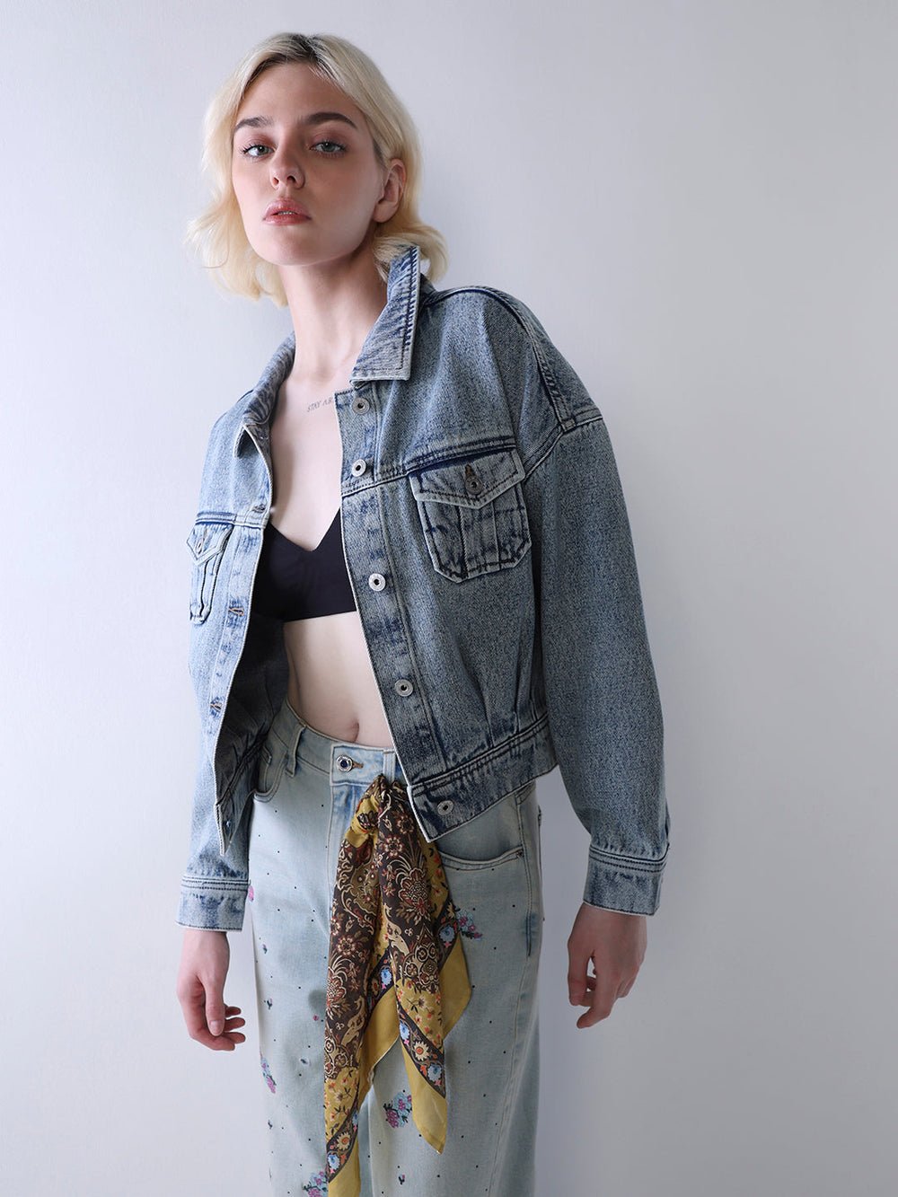 CROPPED DENIM JACKET
