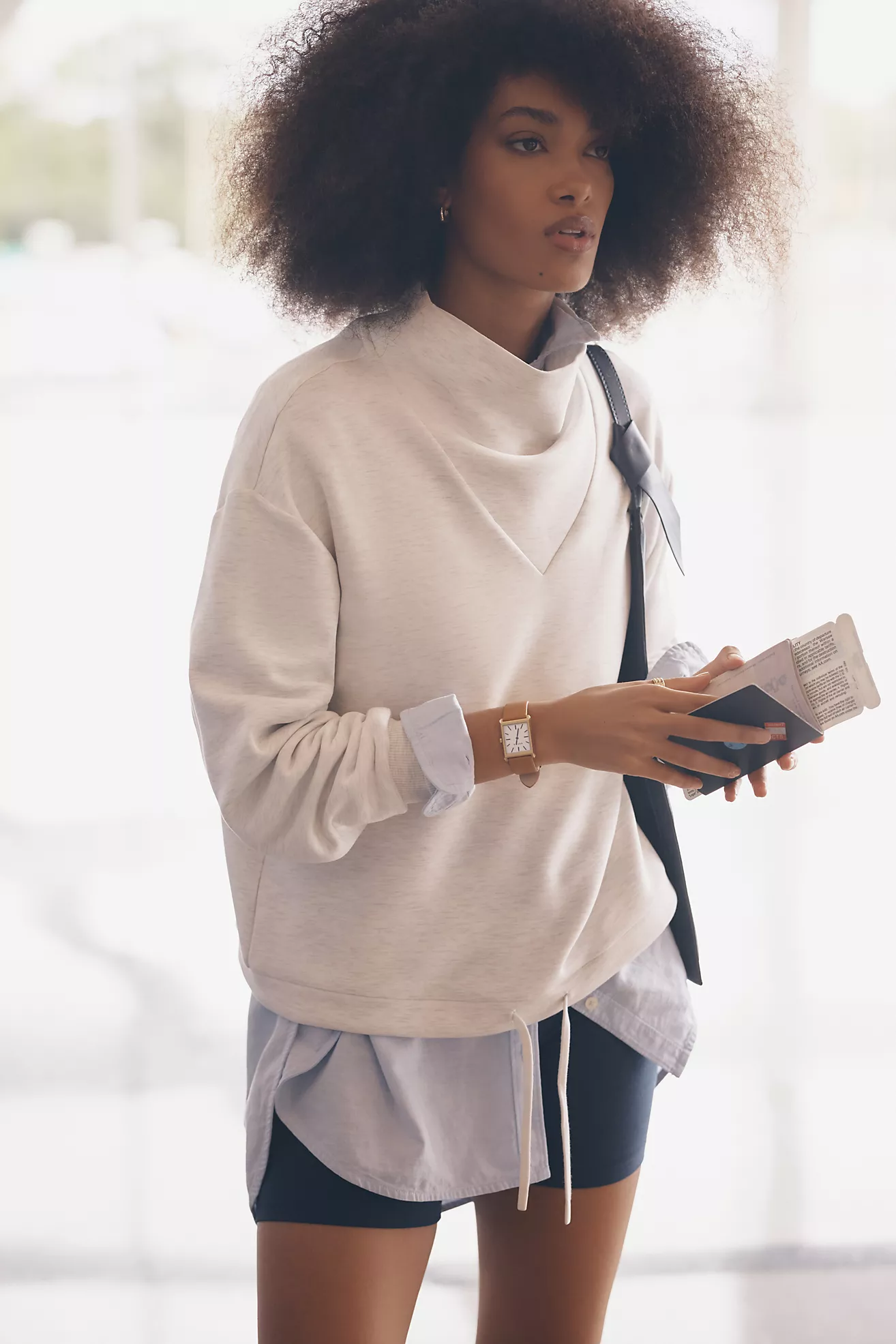 BOUTIQUE BETSY SWEATSHIRT