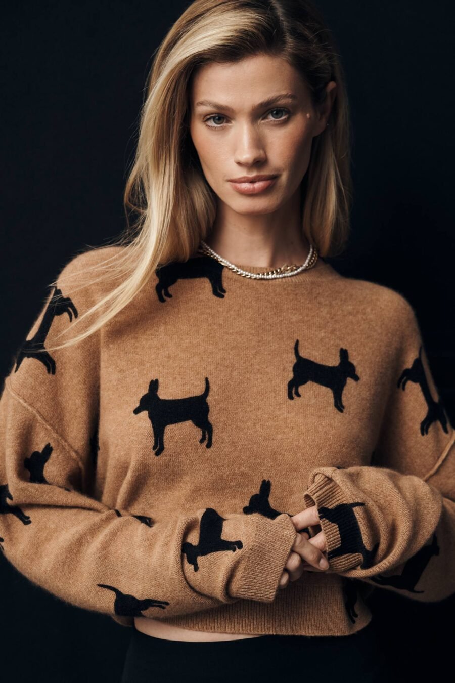 THE ALANI CASHMERE SWEATER BY SOHO CROP CREW-NECK EDITION