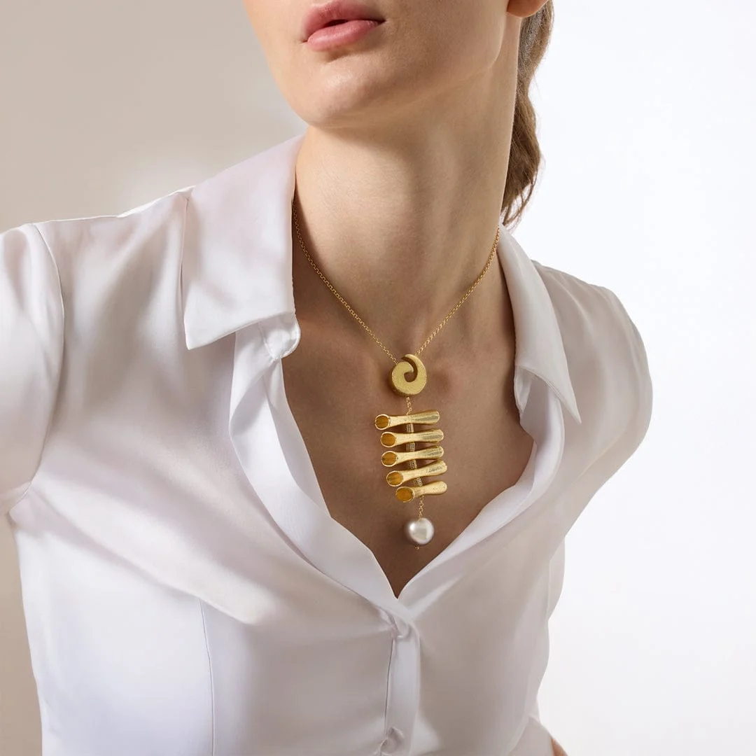 THENIRA NECKLACE