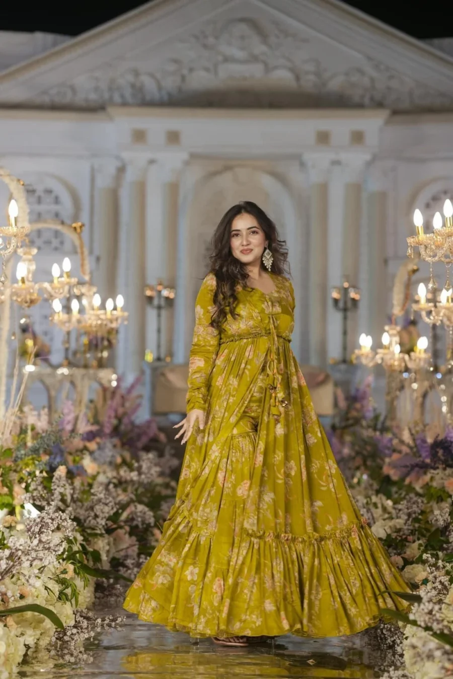 VASHTI CREPE CROPTOP-SHRUG SET