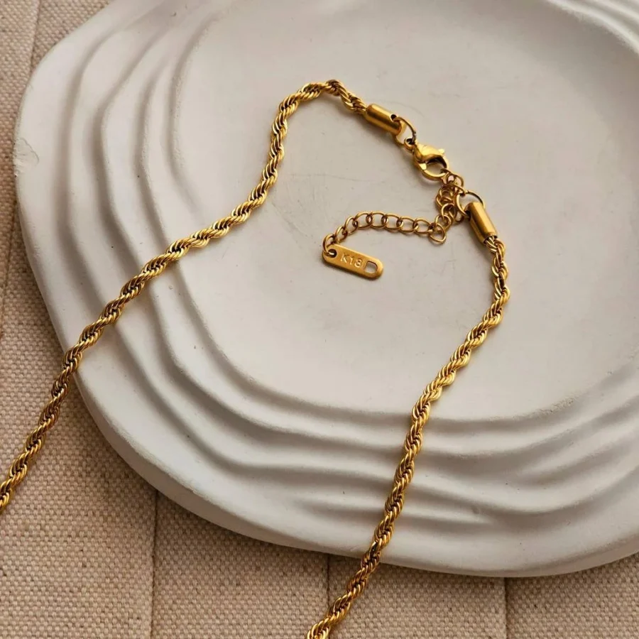 18Kt G.P Rope Chain Necklace