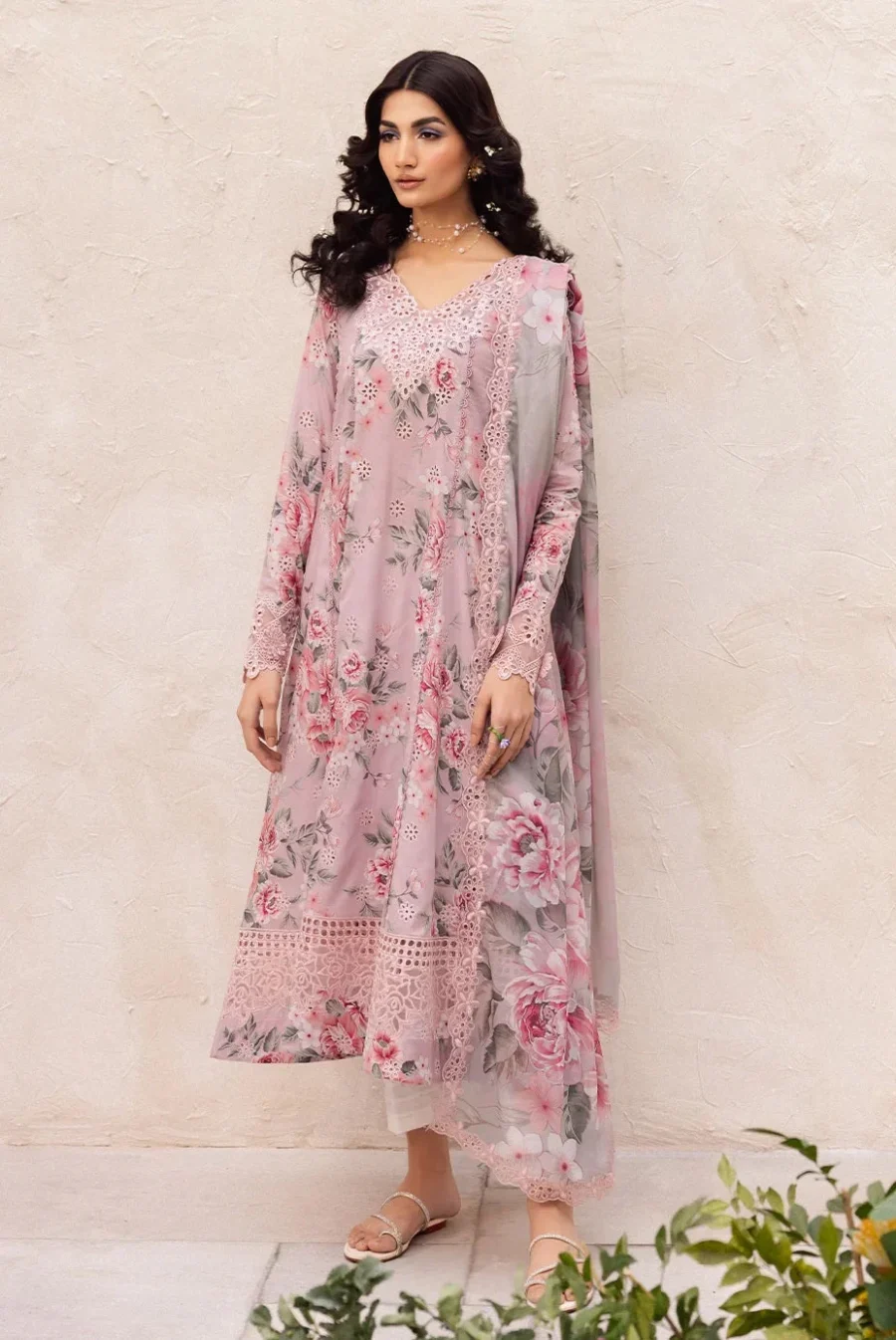 Iznik - Luxury Lawn Embroidered 3 Piece stitched -Dahlia DL-09